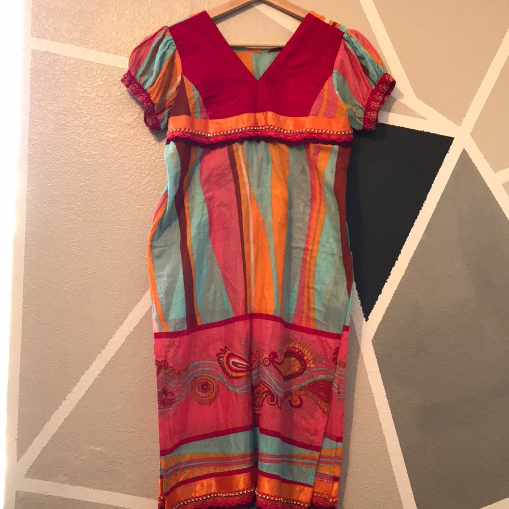Short sleeve dress